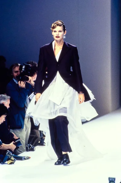Look 99